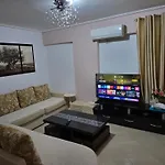 Cozy Central Apartment
